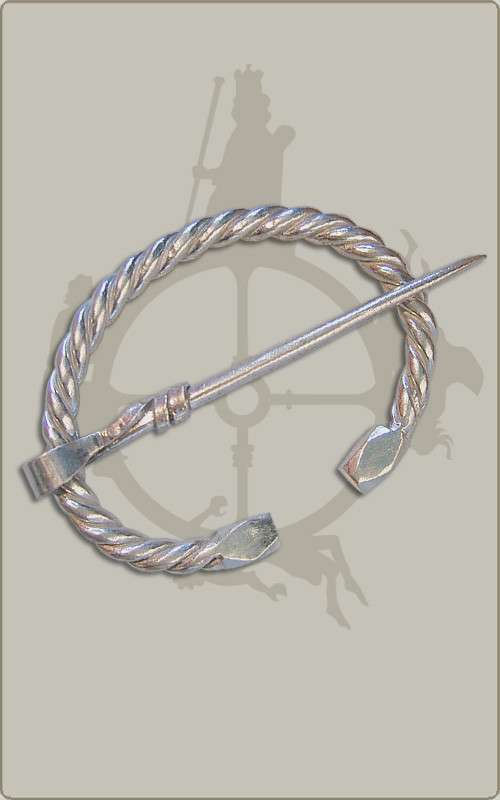 Tordierte Ringfibel in Silber