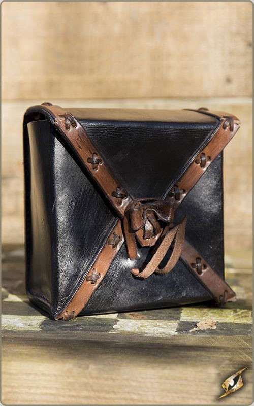 Quadratische X-Tasche